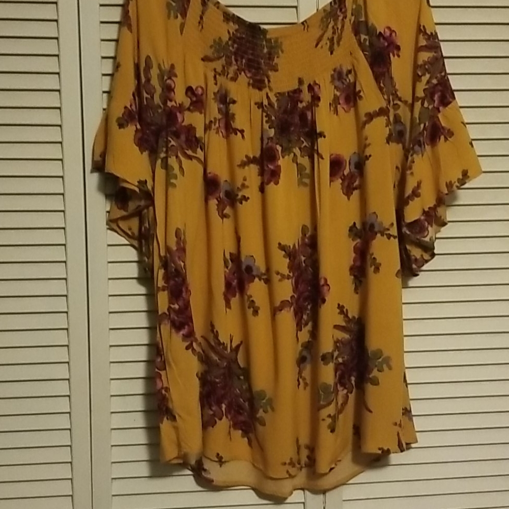 Top - Picture 8 of 8